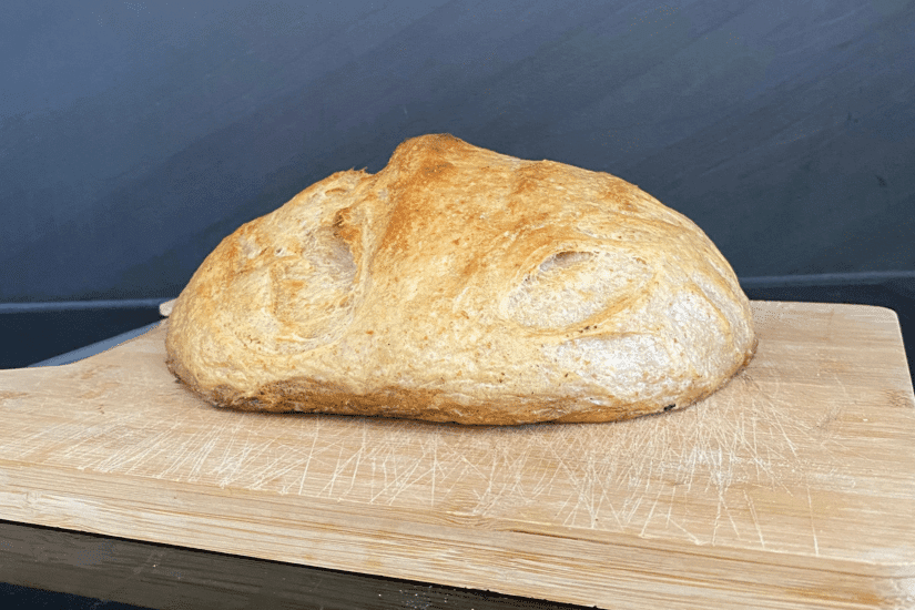 Voorkom een plat brood bij het maken van je zuurdesembrood. 